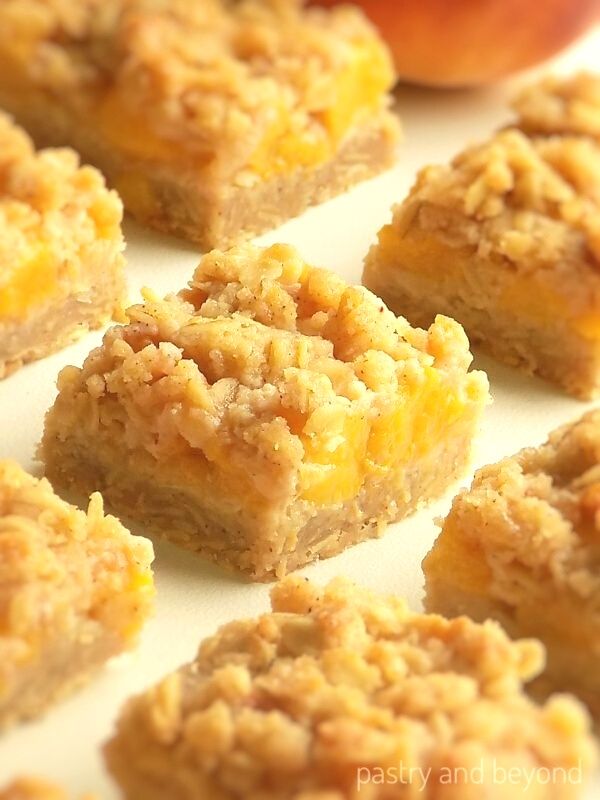 Easy Peach Almond Crumble Bars: Perfect for Summer Sharing